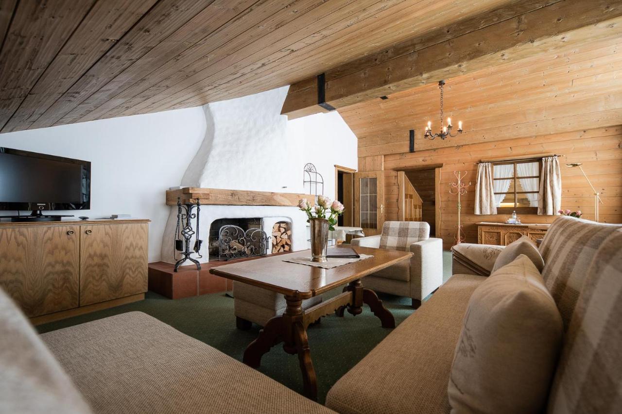 Bed & Breakfast Hotel Guggis Zürs 외부 사진