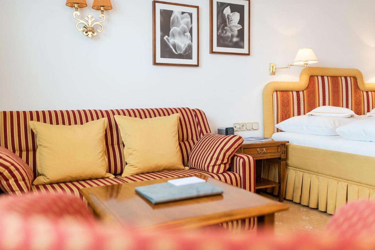 Bed & Breakfast Hotel Guggis Zürs 외부 사진