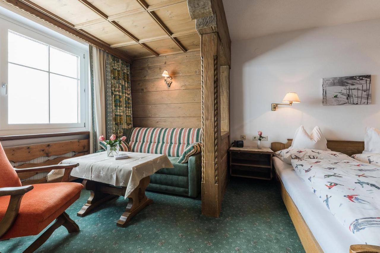Bed & Breakfast Hotel Guggis Zürs 외부 사진