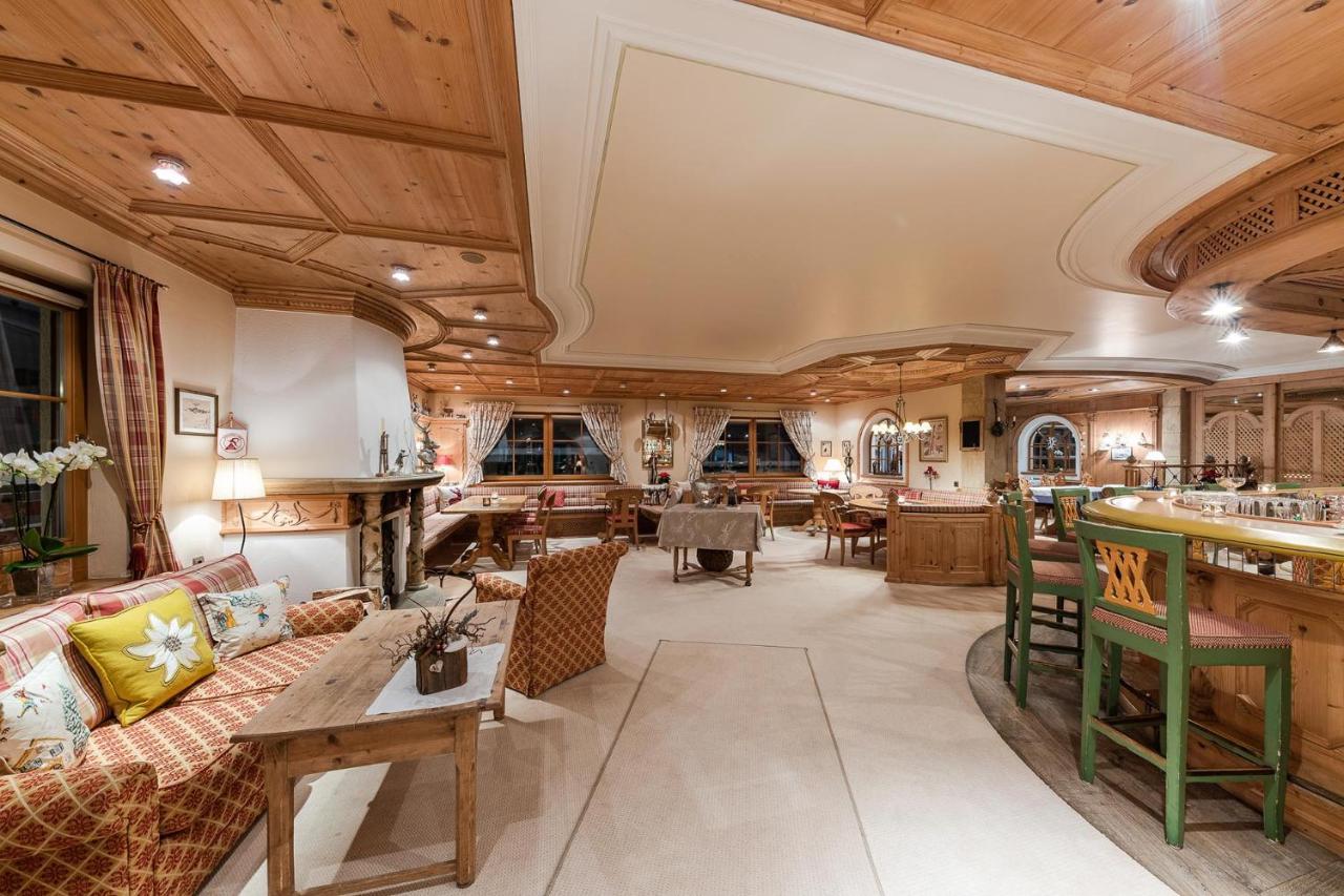 Bed & Breakfast Hotel Guggis Zürs 외부 사진
