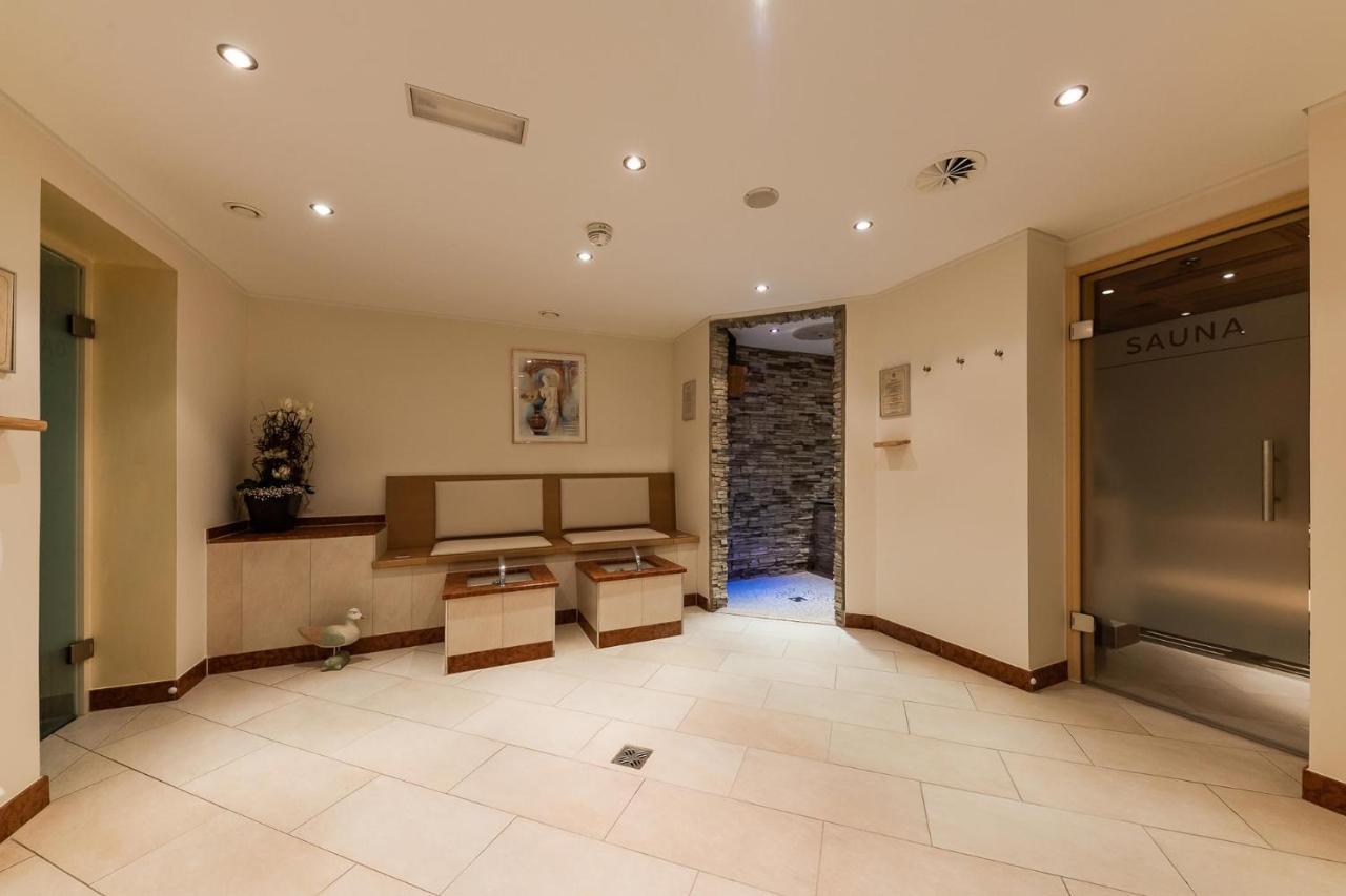Bed & Breakfast Hotel Guggis Zürs 외부 사진