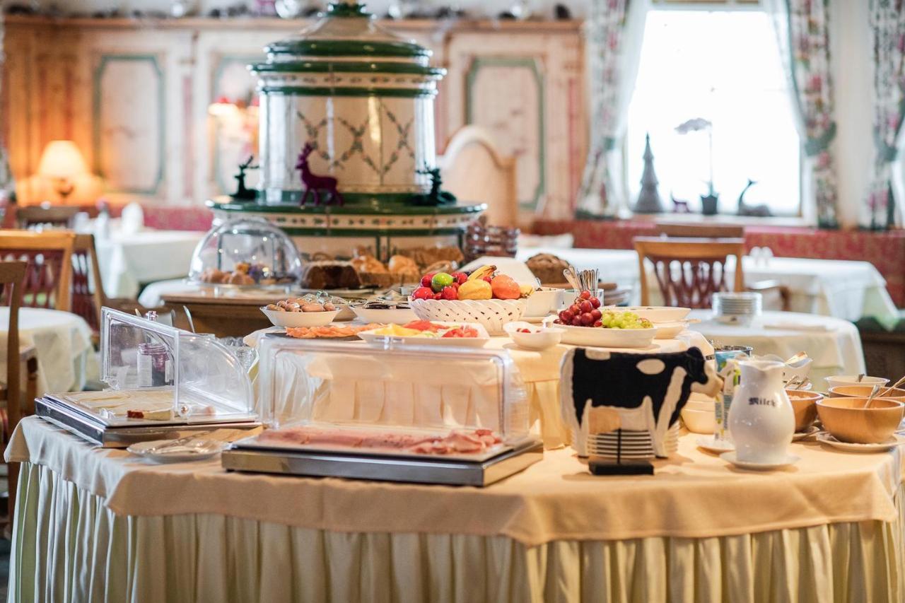 Bed & Breakfast Hotel Guggis Zürs 외부 사진