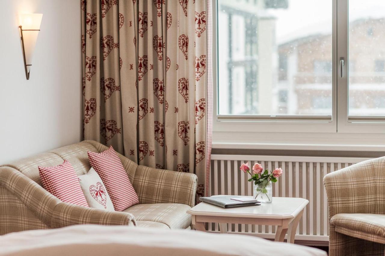 Bed & Breakfast Hotel Guggis Zürs 외부 사진
