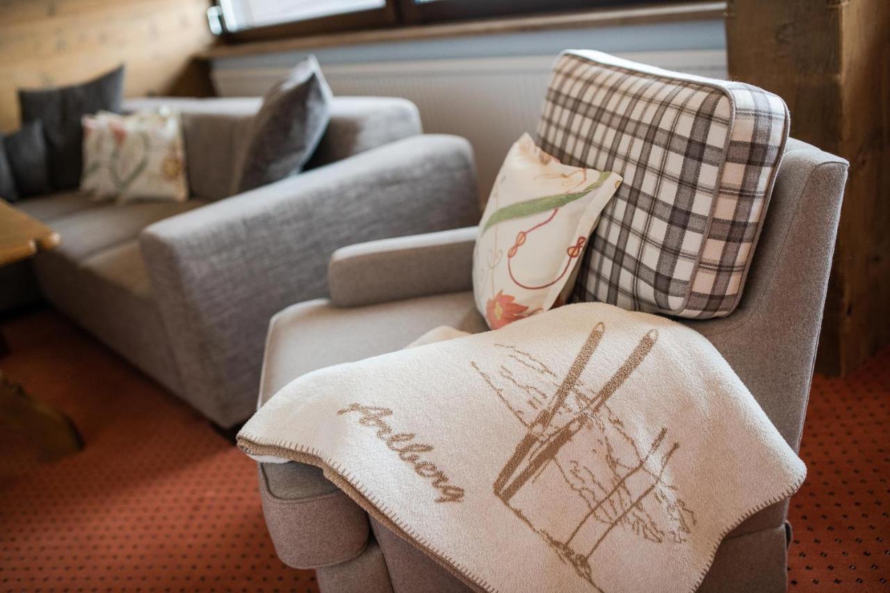 Bed & Breakfast Hotel Guggis Zürs 외부 사진